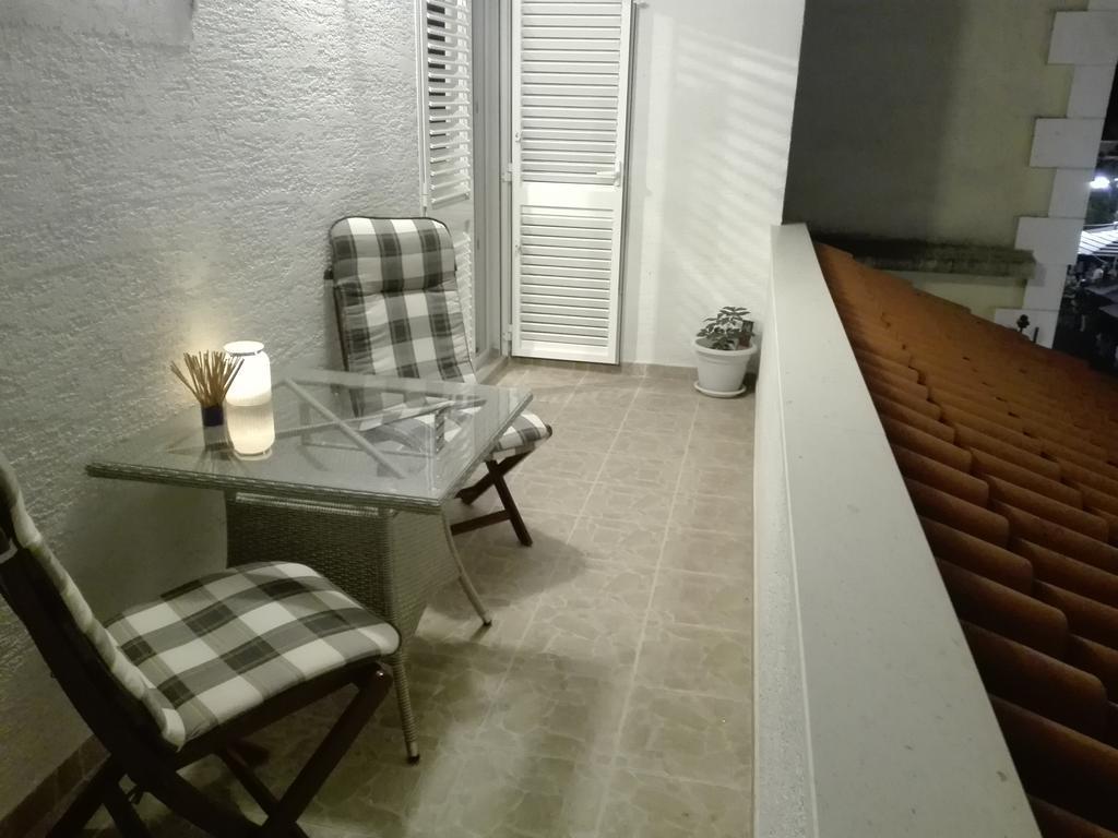 פרימוסטן Studio Apartments Ivica מראה חיצוני תמונה